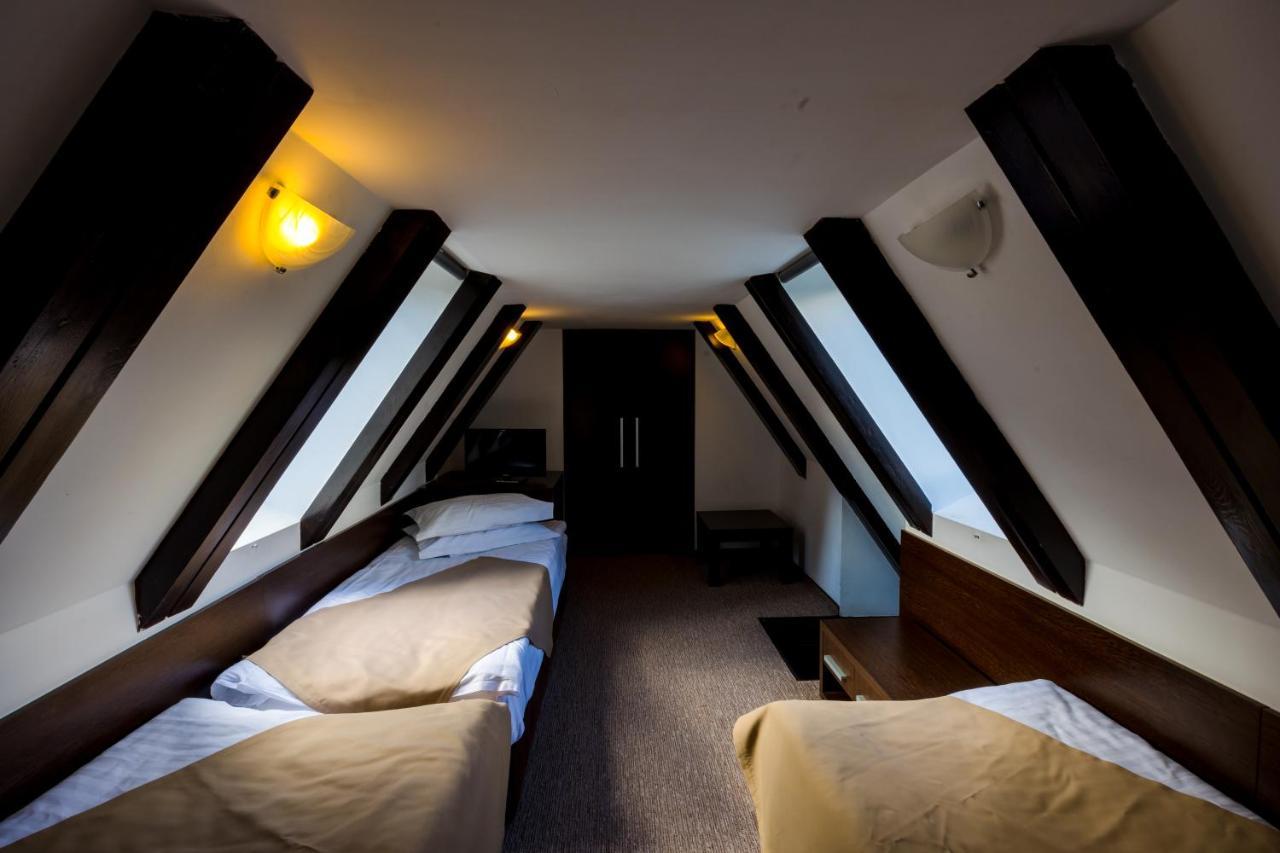 Hotel Smart Sinaia Exteriör bild